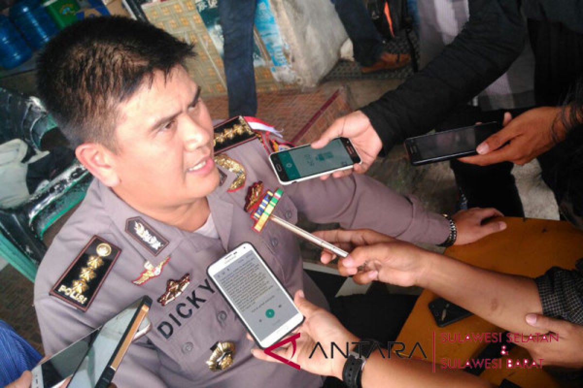 Polisi periksa istri CEO Abu Tour