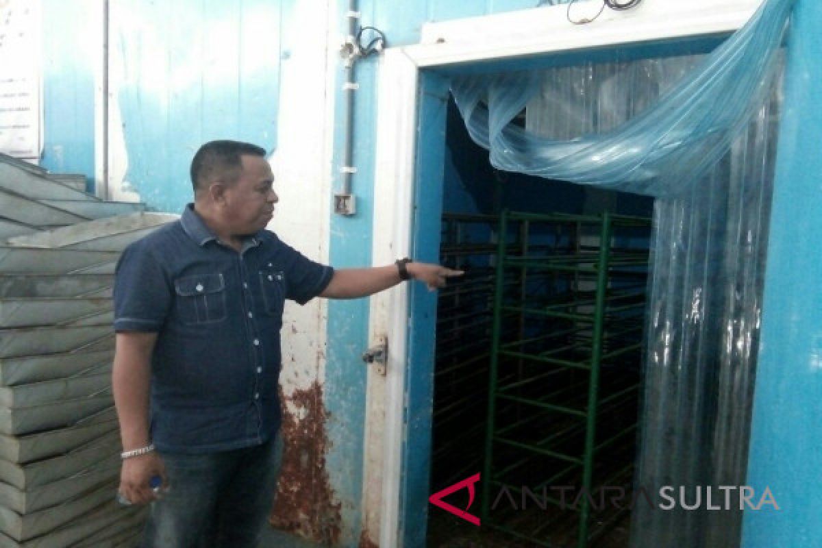 Rusak, mesin pembekuan di TPI Baubau