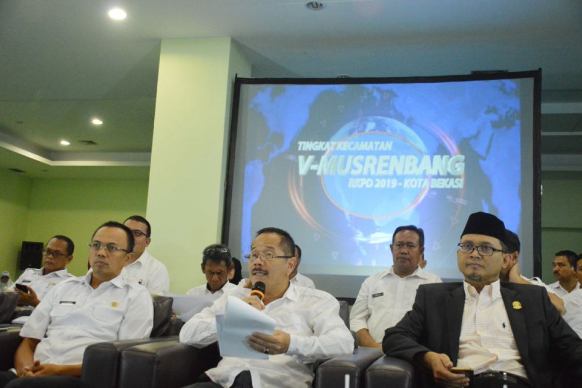 Pjs Walkot Bekasi berkenalan via telekonferensi