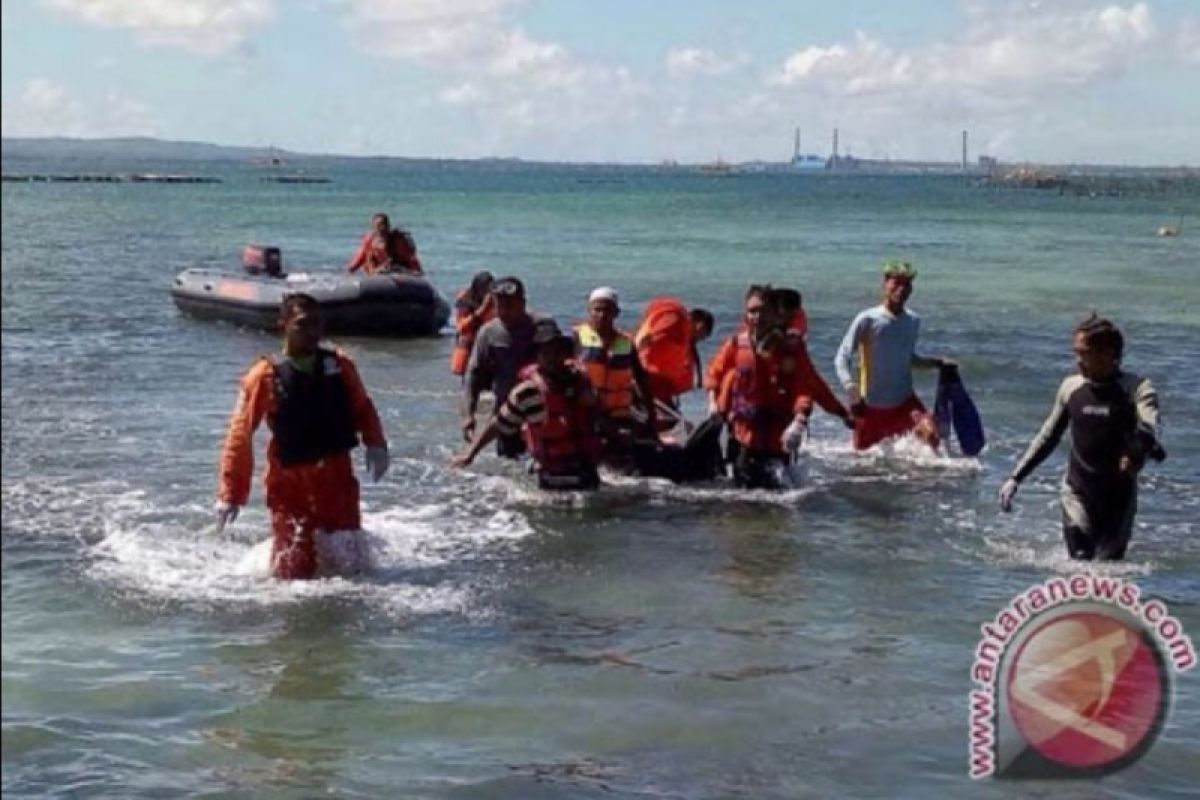Tim Gabungan Selamatkan Korban Tugboat Tenggelam