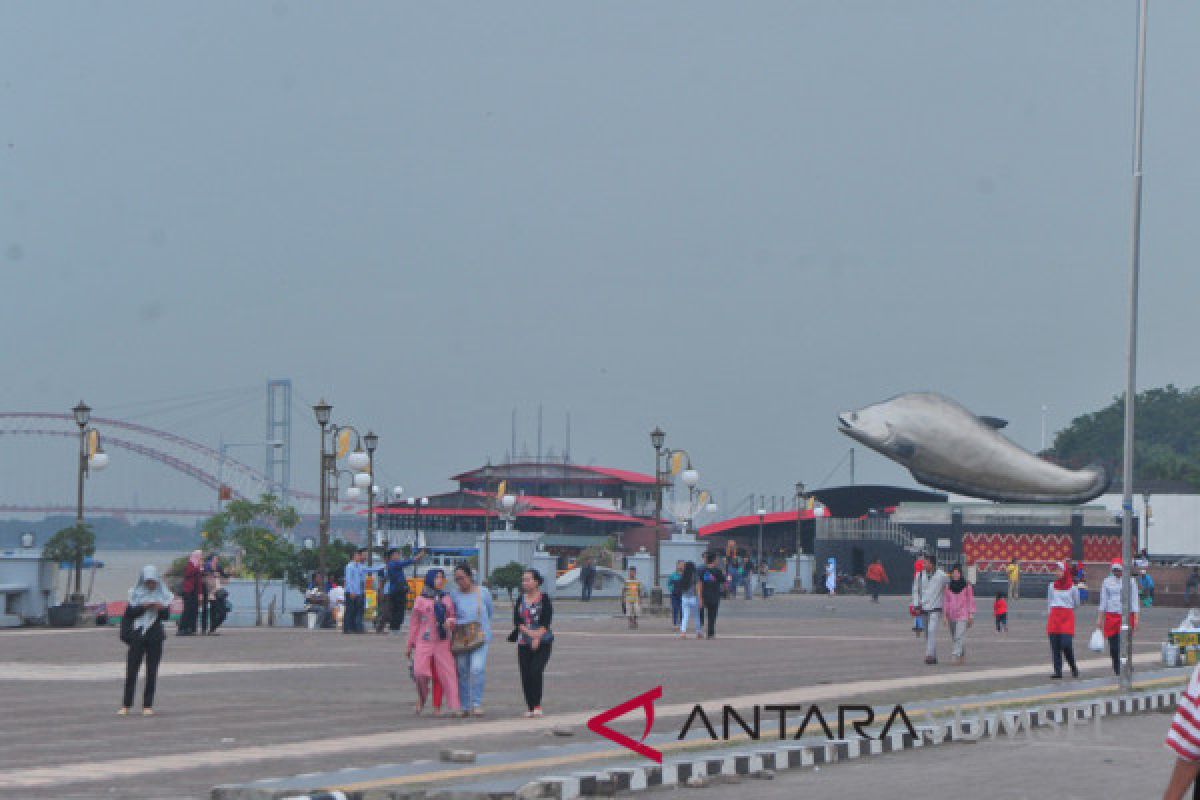 Tugu ikan belido destinasi wisata pilihan