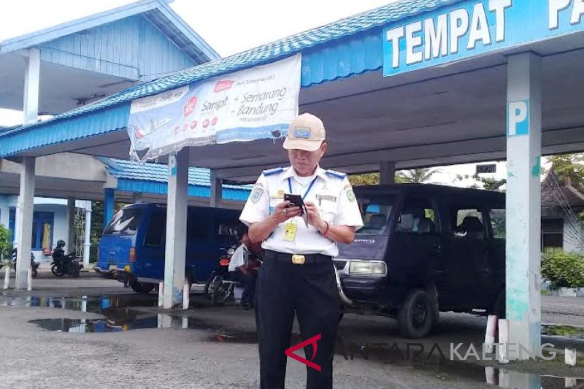 Angkutan umum kecamatan di Kotim kalah bersaing