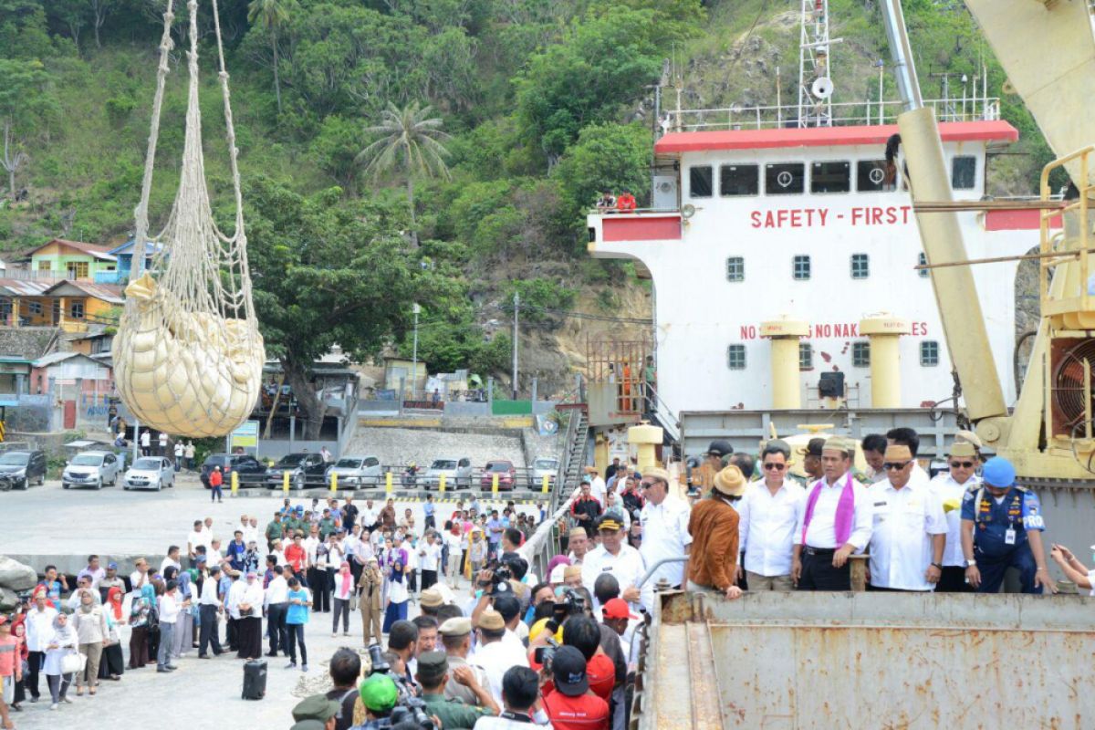 Mentan Lepas 57.650 Ton Jagung ke Filipina