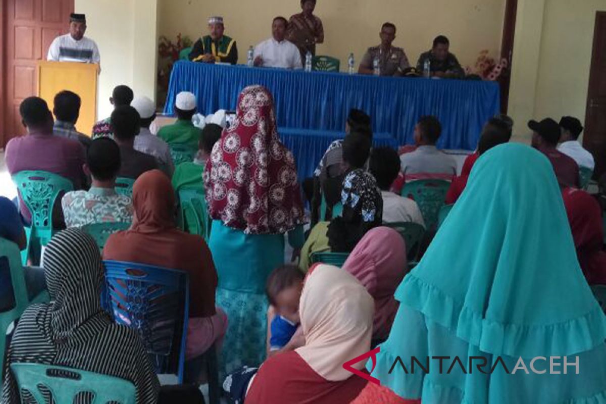 Bupati Abdya berhentikan keuchik tersangkut korupsi