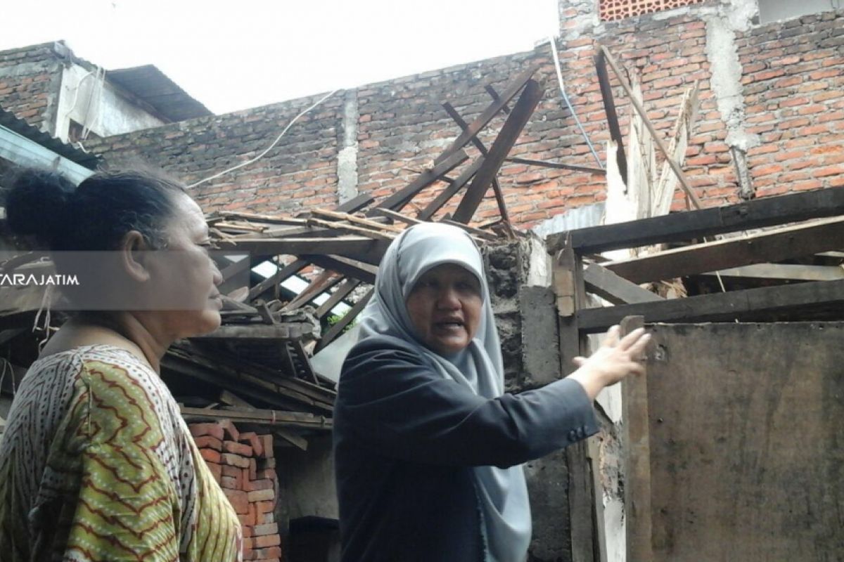 Legislator Dukung Perbaikan 1.038 Rumah Tak Layak di Surabaya