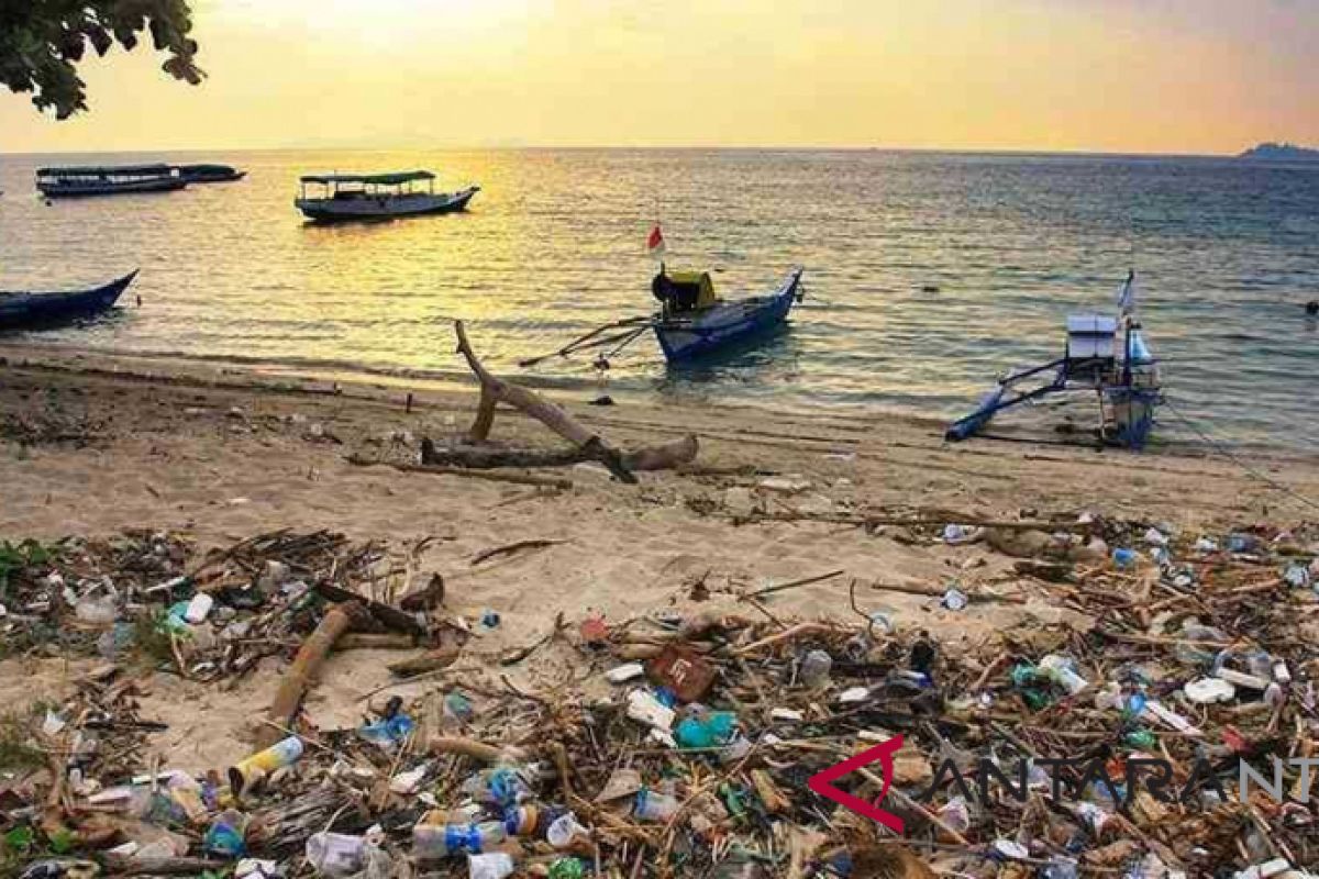 Pemerintah fokus tangani sampah pesisir Labuan Bajo