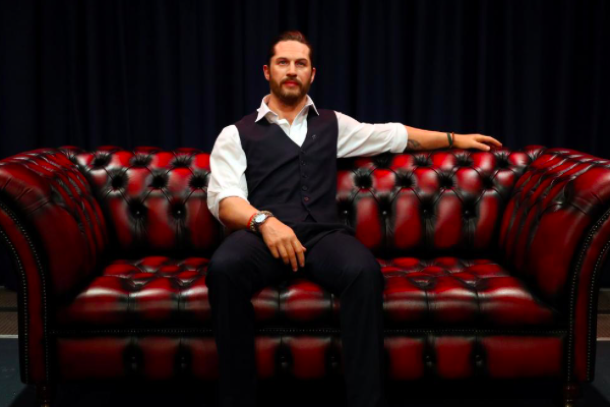 Tom Hardy dapat gelar CBE dari Kerjaan Inggris