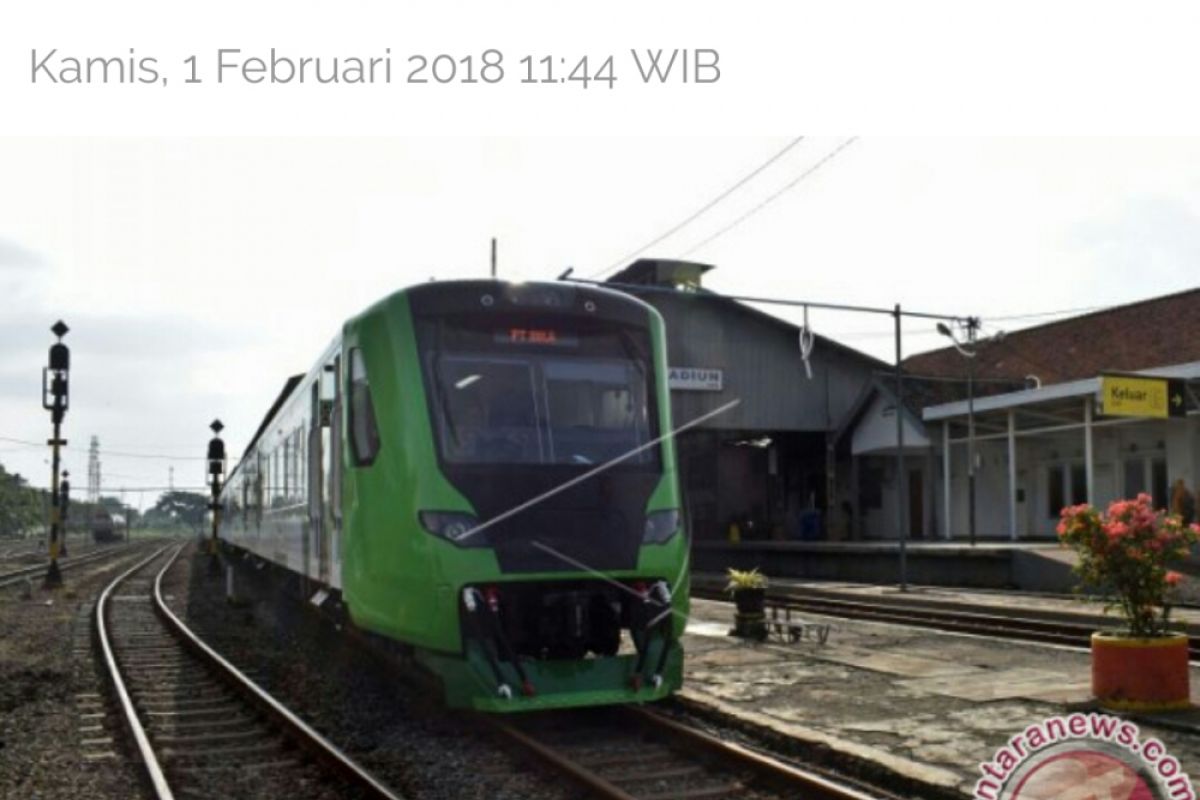 Uji coba, KA bandara tersangkut di stasiun belakang Basko