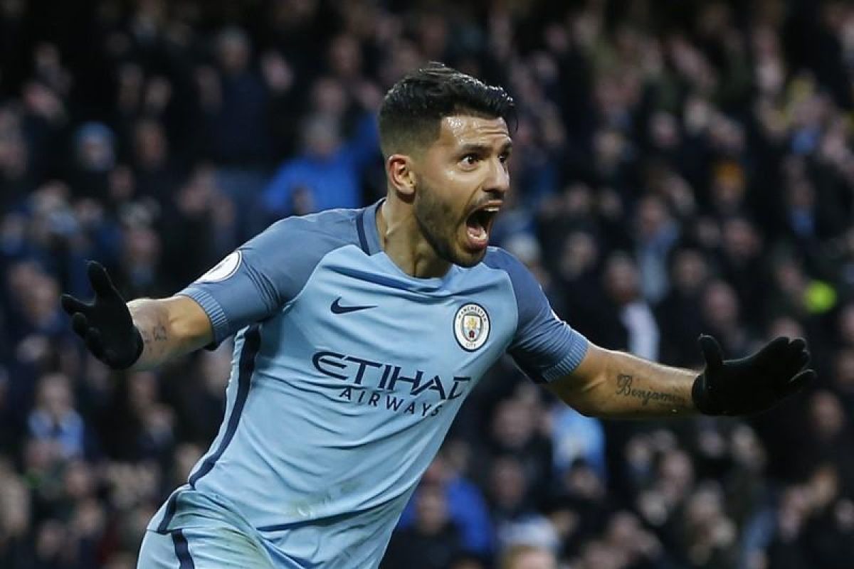 Sergio Aguero perpanjang kontrak bersama Manchester City