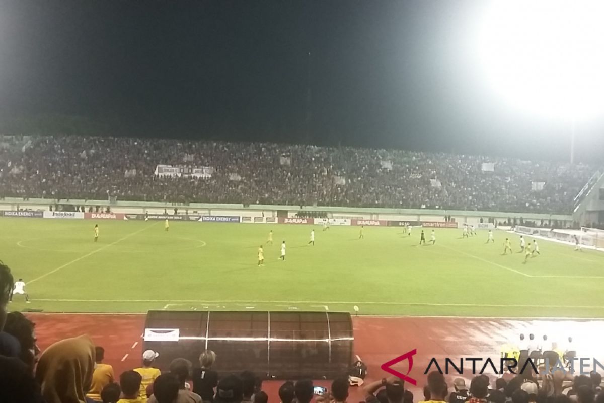 Sriwijaya FC masuk empat besar Piala Presiden