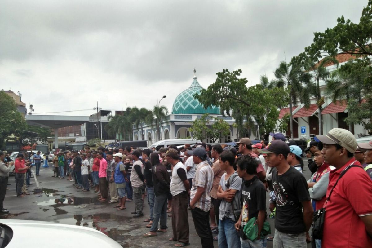 Polrestabes Surabaya Ciduk 113 Preman Jalanan