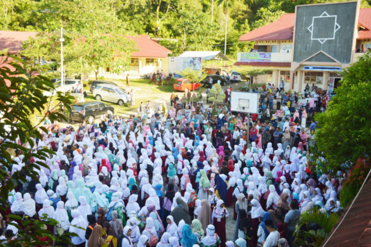 900 Siswa Bersaing Masuk SMP Ar Risalah
