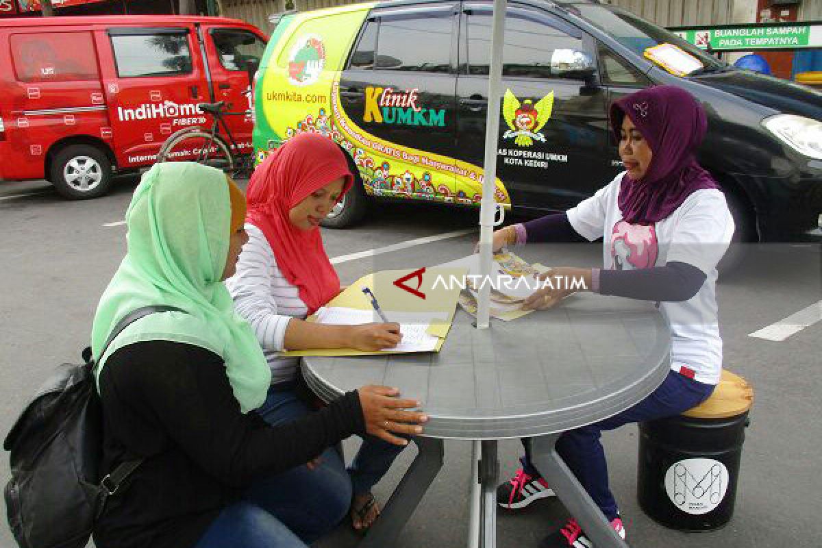 Koperasi Wanita Kediri Meriahkan Hari Koperasi di Tangerang