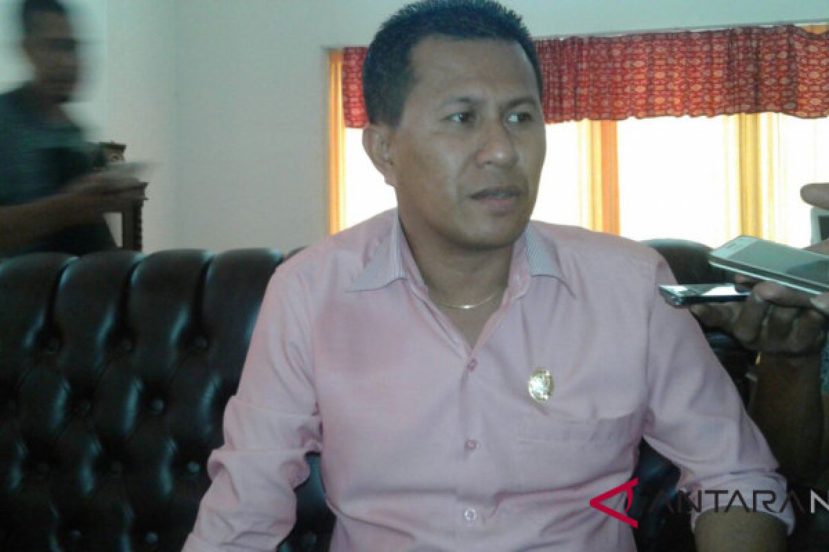 DPRD Kupang minta PT GIN hentikan penambangan garam
