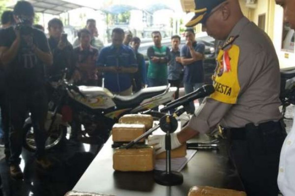 Amankan 6 Kg Ganja, Polisi Endus Pengendalinya dari Lapas Pekanbaru