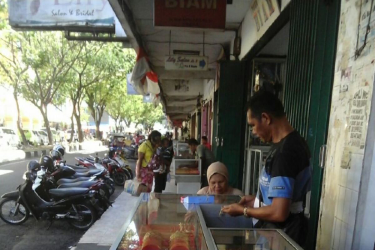 Transaksi emas pinggir jalan belum menggembirakan