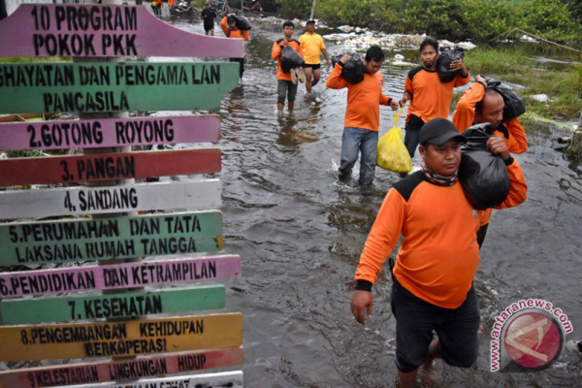 Sejumlah jalan di Bandarlampung terendam banjir