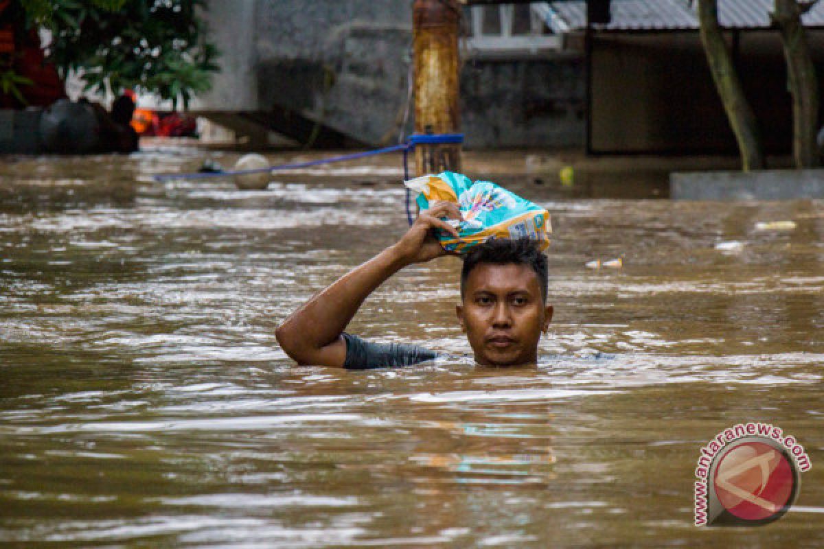 Jakarta floods affect at least 4,305 residents: Minister