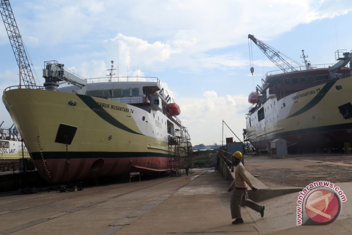 Tiga kapal perintis dan satu kapal ternak dioperasikan serentak