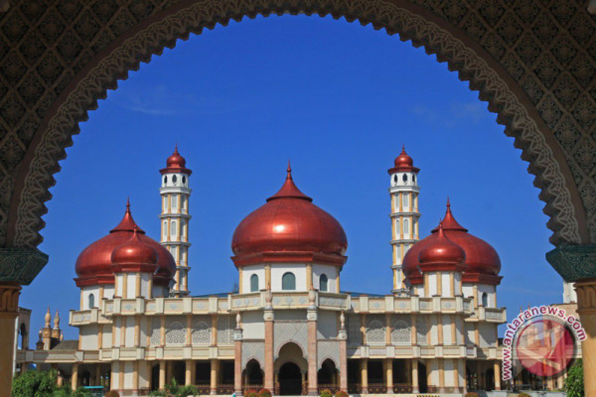 Krisis air bersih landa Masjid Agung Meulaboh