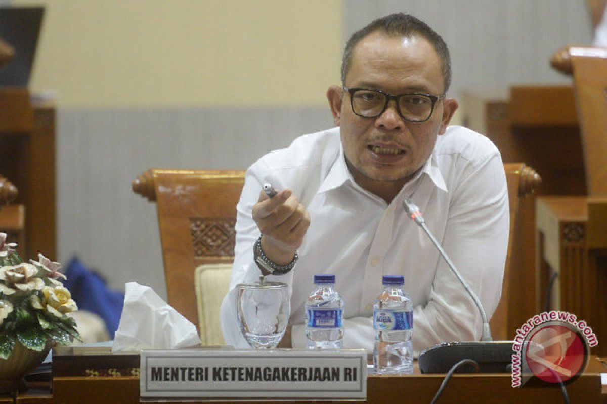 Menaker: Perpres 20/2018 masih proses implementasi