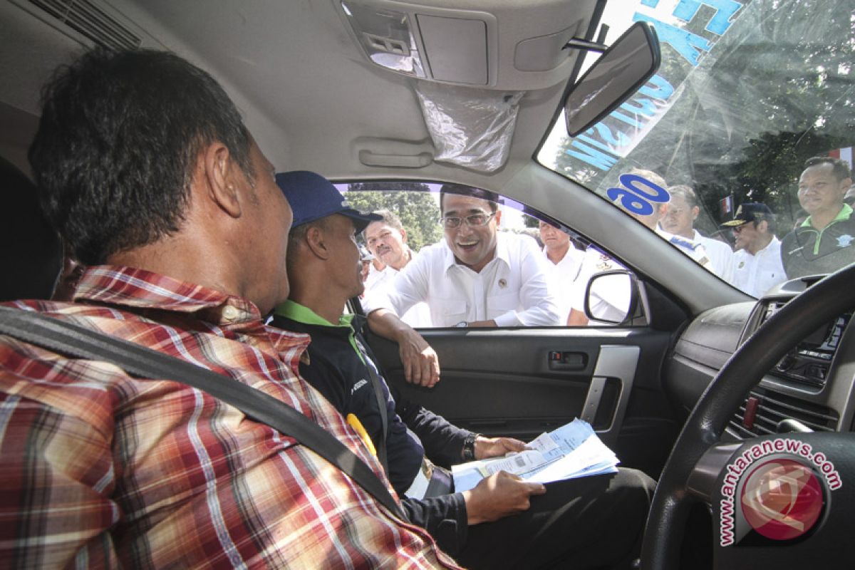 Pembuatan SIM A taksi online di Yogyakarta hari ini, Menhub hadir