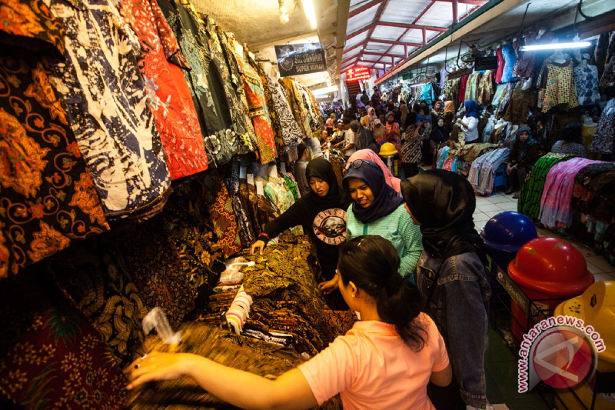 Akan buka sampai malam, ini tanggapan pedagang Beringharjo