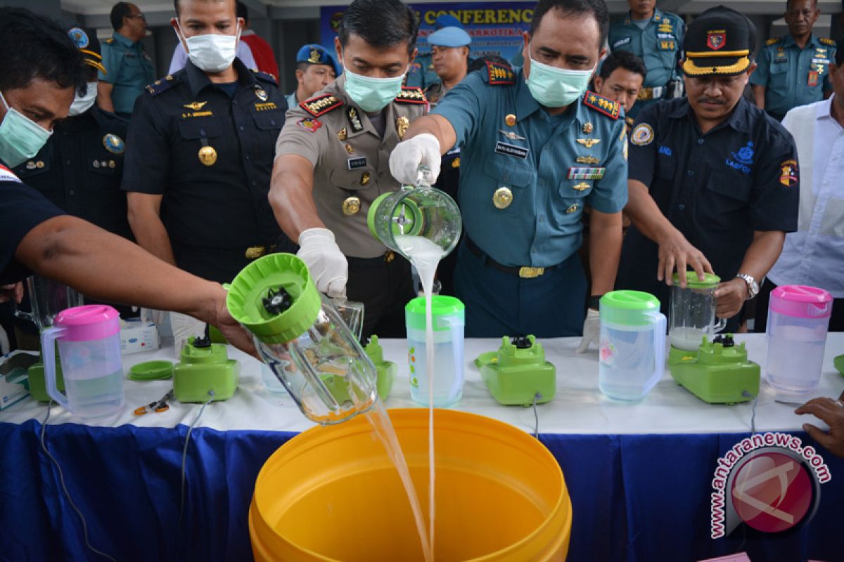 Polda Sumsel musnahkan sabu-sabu 1,8 kilogram