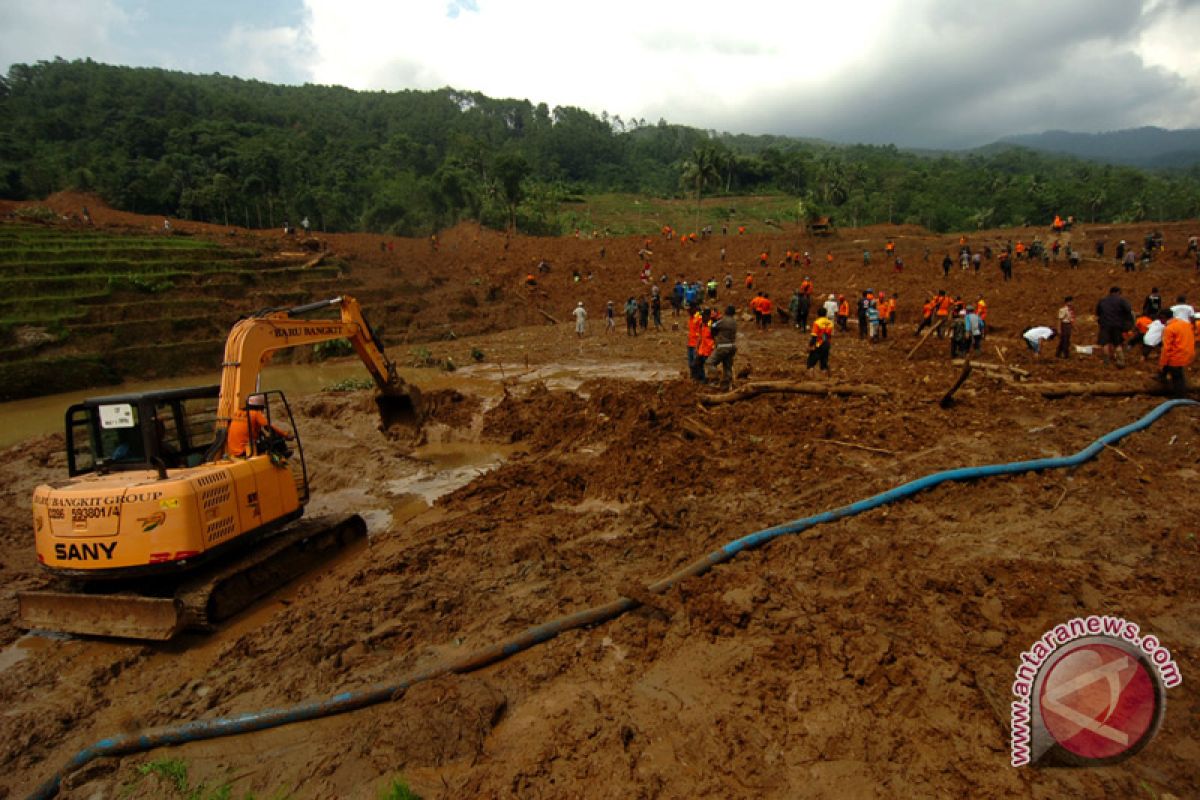 UGM-BPNB`s landslide warning system designated as international guide