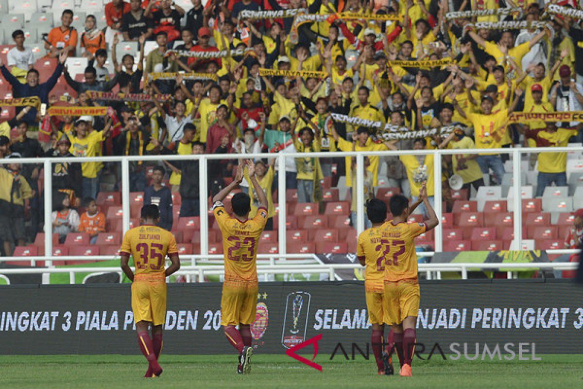 Tiga kelompok suporter Sriwijaya FC komitmen tertib
