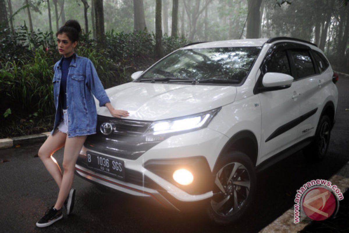 Toyota naikkan harga Voxy, Rush, Agya, dan Calya