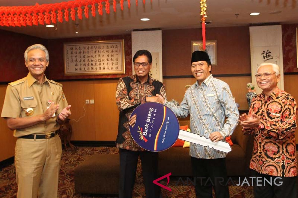 Bank Jateng - Undip jalin kerja sama jasa layanan perbankan