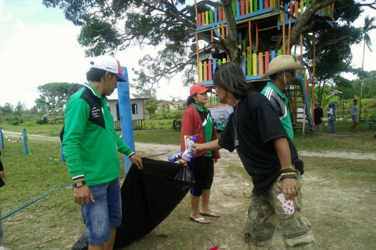 Banjar agendakan bersih-bersih sampah tiga bulan