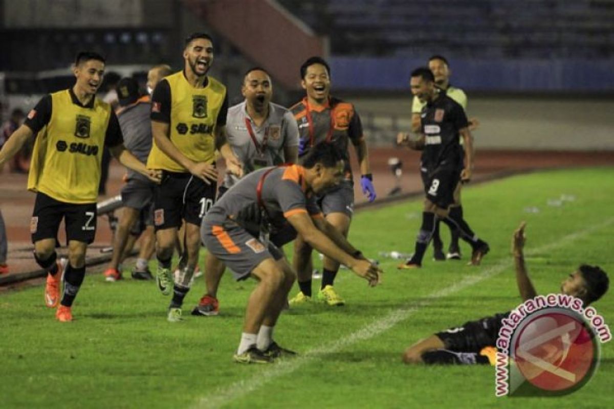 Borneo Latihan Perdana Di Stadion Segiri