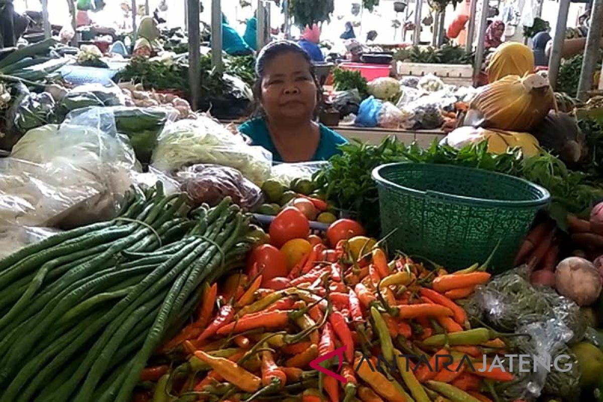 Pasokan cukup banyak, harga cabai rawit berangsur turun