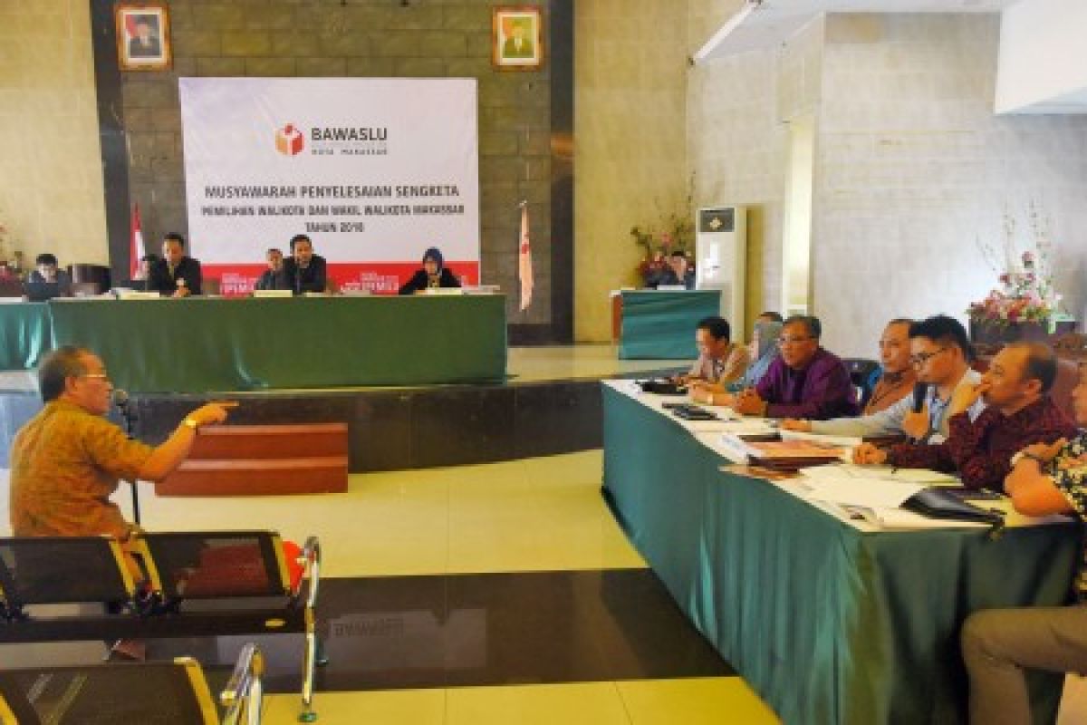 Bawaslu kaji fakta sidang sengketa pilkada Makassar