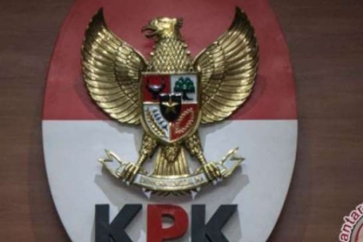 Giliran Walikota Kendari dan Bapaknya yang Cagub Sultra Dicokok KPK