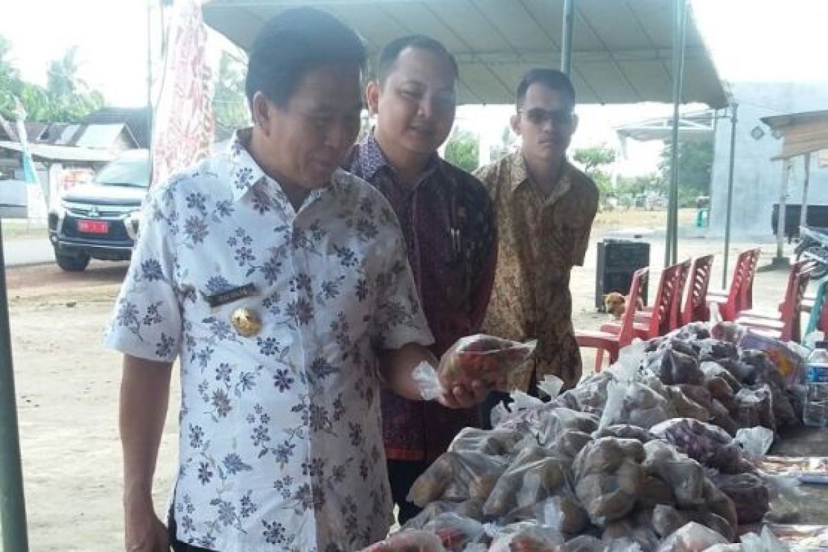 Pemkab Bangka Tengah gelar pasar murah sembako