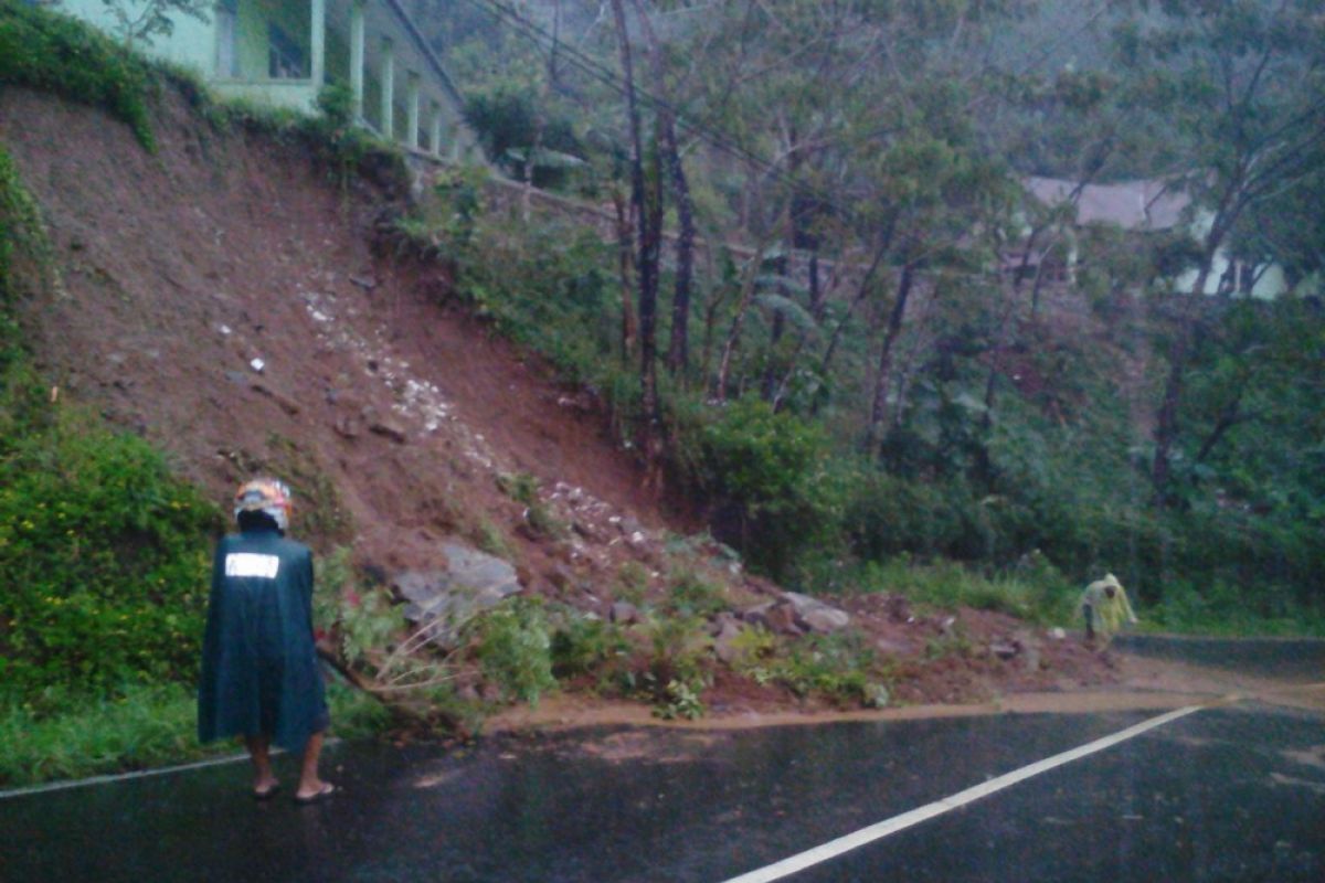 Akademisi: Waspadai bencana hidrometeorologi saat musim peralihan