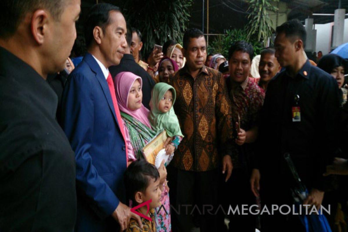 Presiden Jokowi hadiri pernikahan putra Cholikan Zarkasyi (Video)