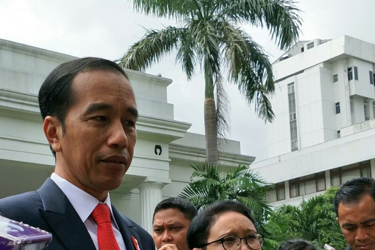 Jokowi minta dubes tak cari-cari bantuan