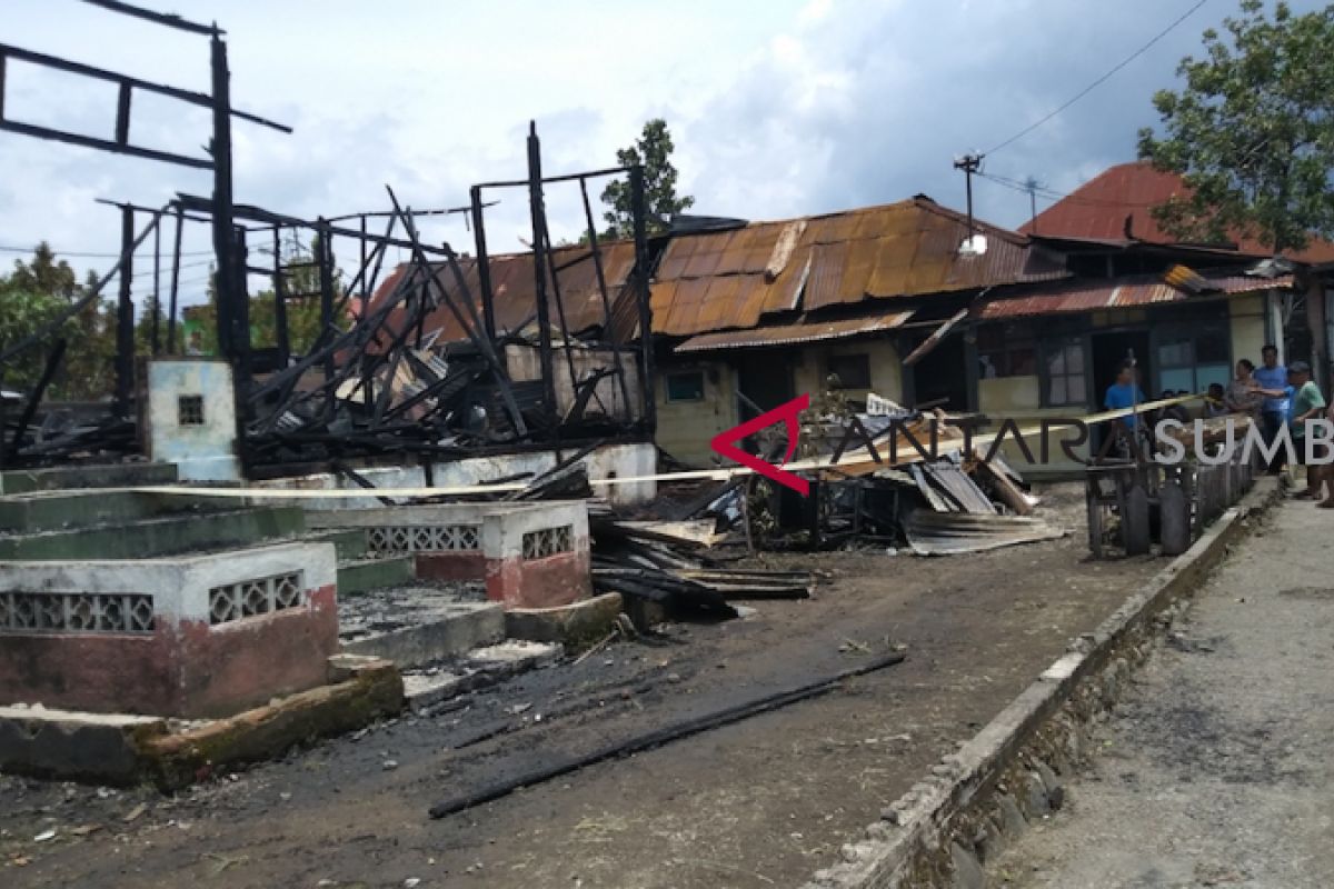 Satu rumah  di Alang Lawas musnah dilalap api