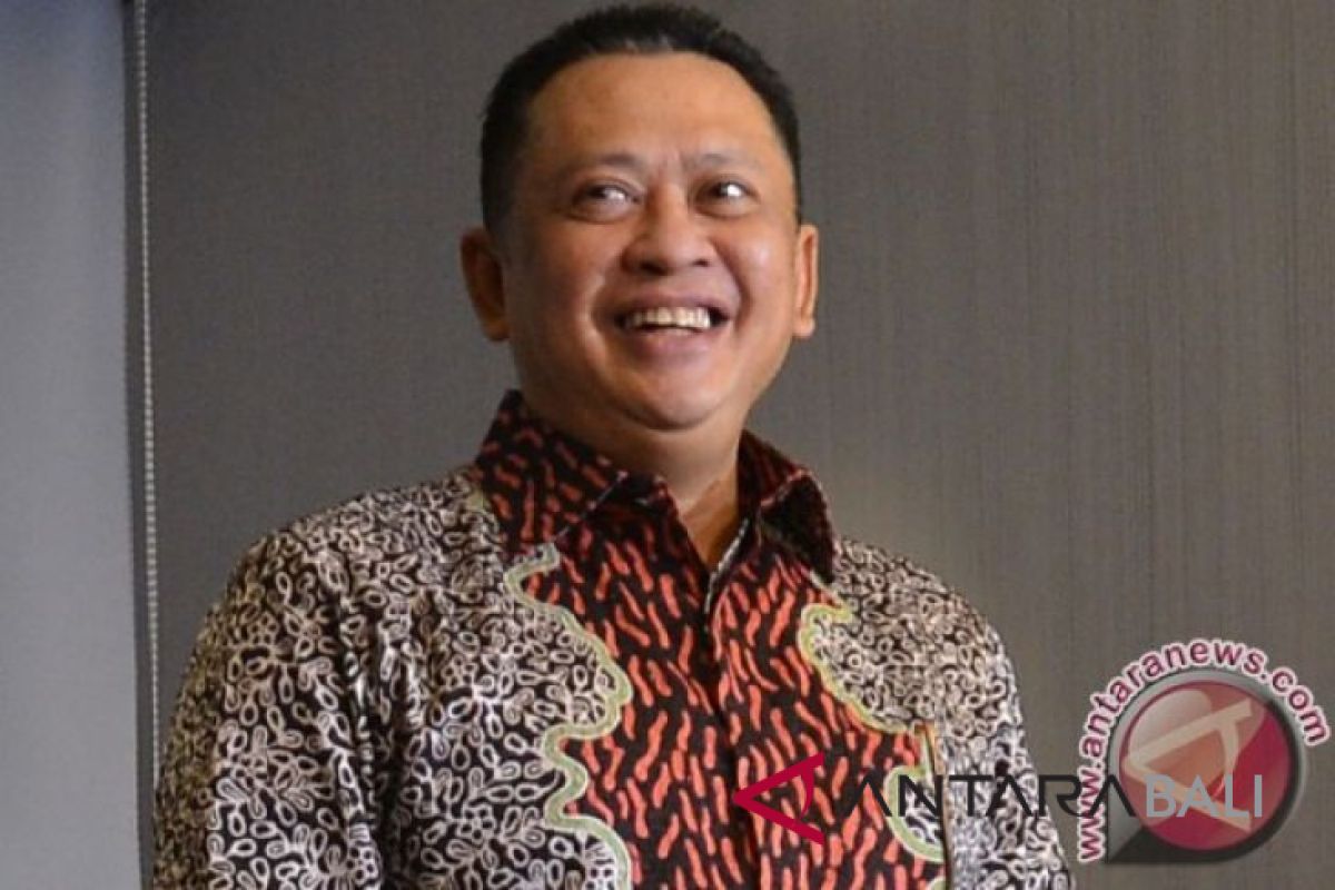 DPR: Kekurangan 26.000 guru agama harus diatasi