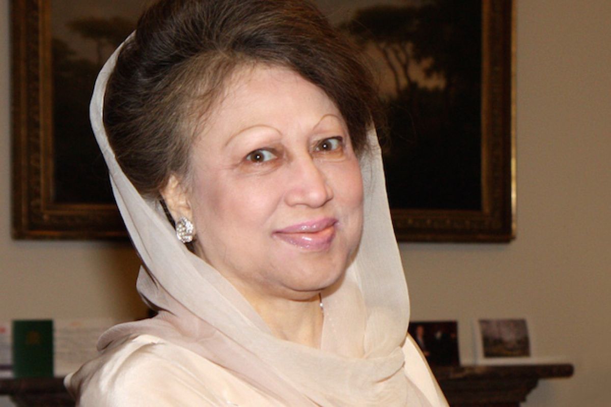 Bangladesh rusuh setelah Khaleda Zia dijatuhi hukuman penjara