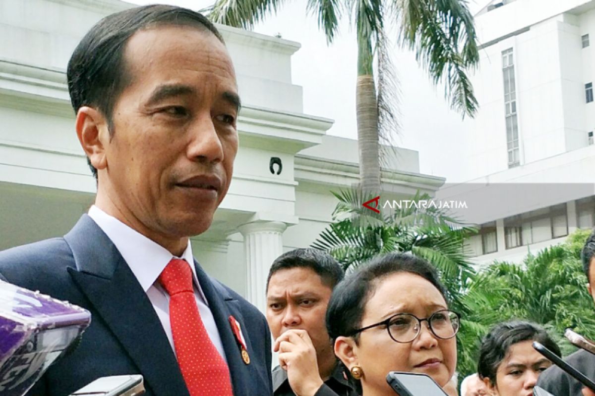 Jokowi Minta Aparat Tindak Tegas Penyerang Pemuka Agama (Video)