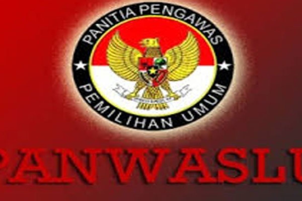 Panwas segera tertibkan APK paslon