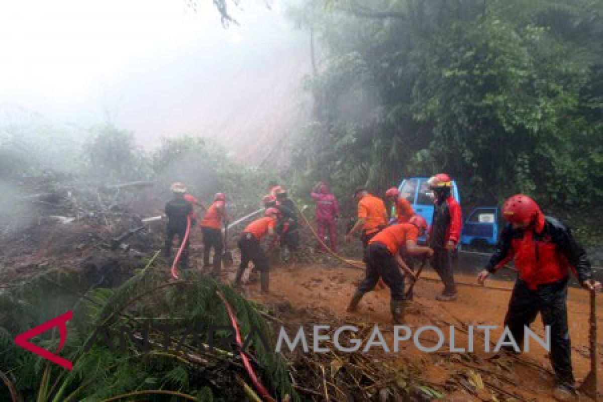 BPBD Bogor hentikan pencarian longsor Puncak