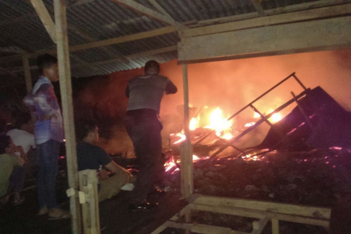 Pasar inpres Manonda Palu kembali terbakar