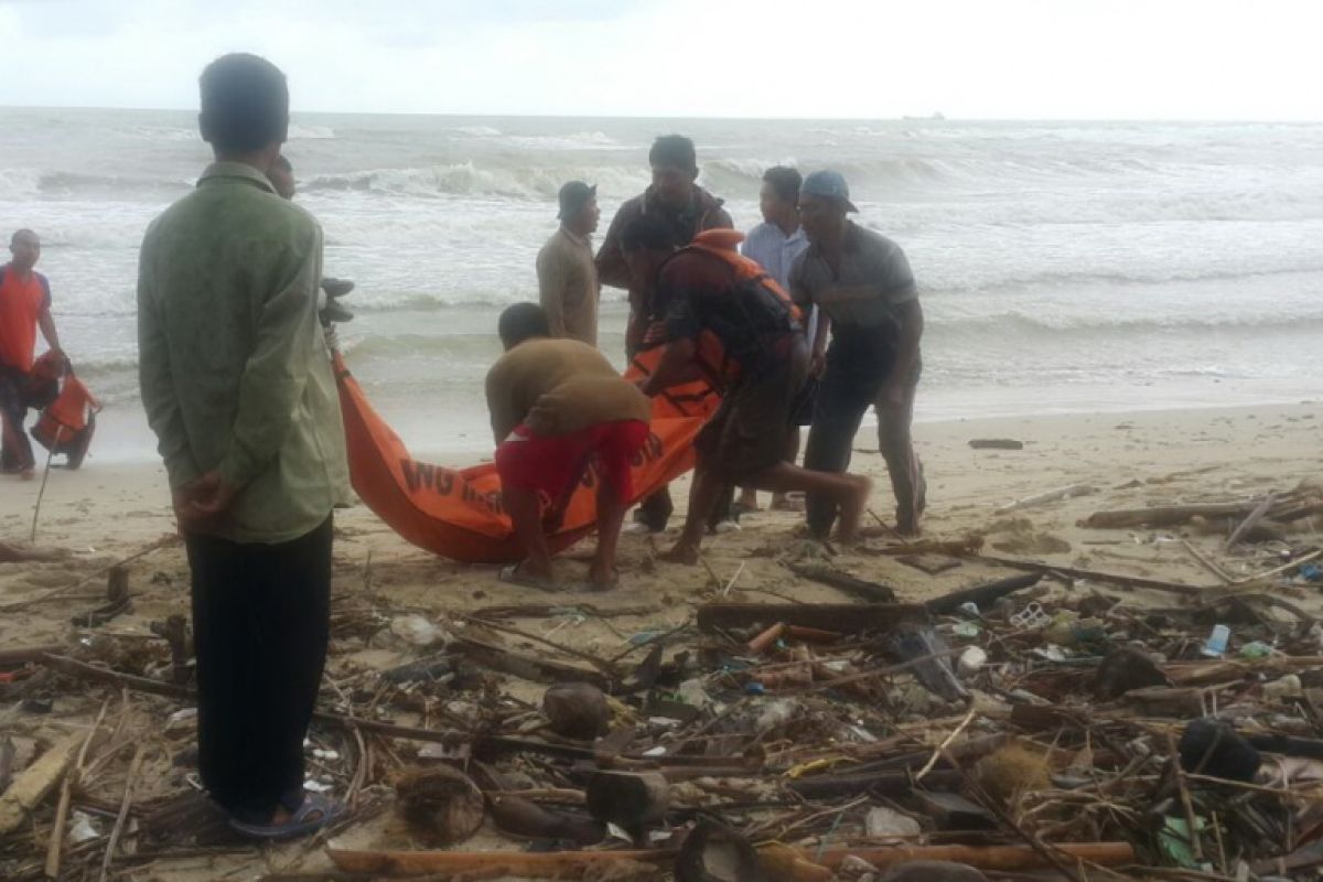 Diterjang ombak, nelayan hilang di Jepara ditemukan meninggal