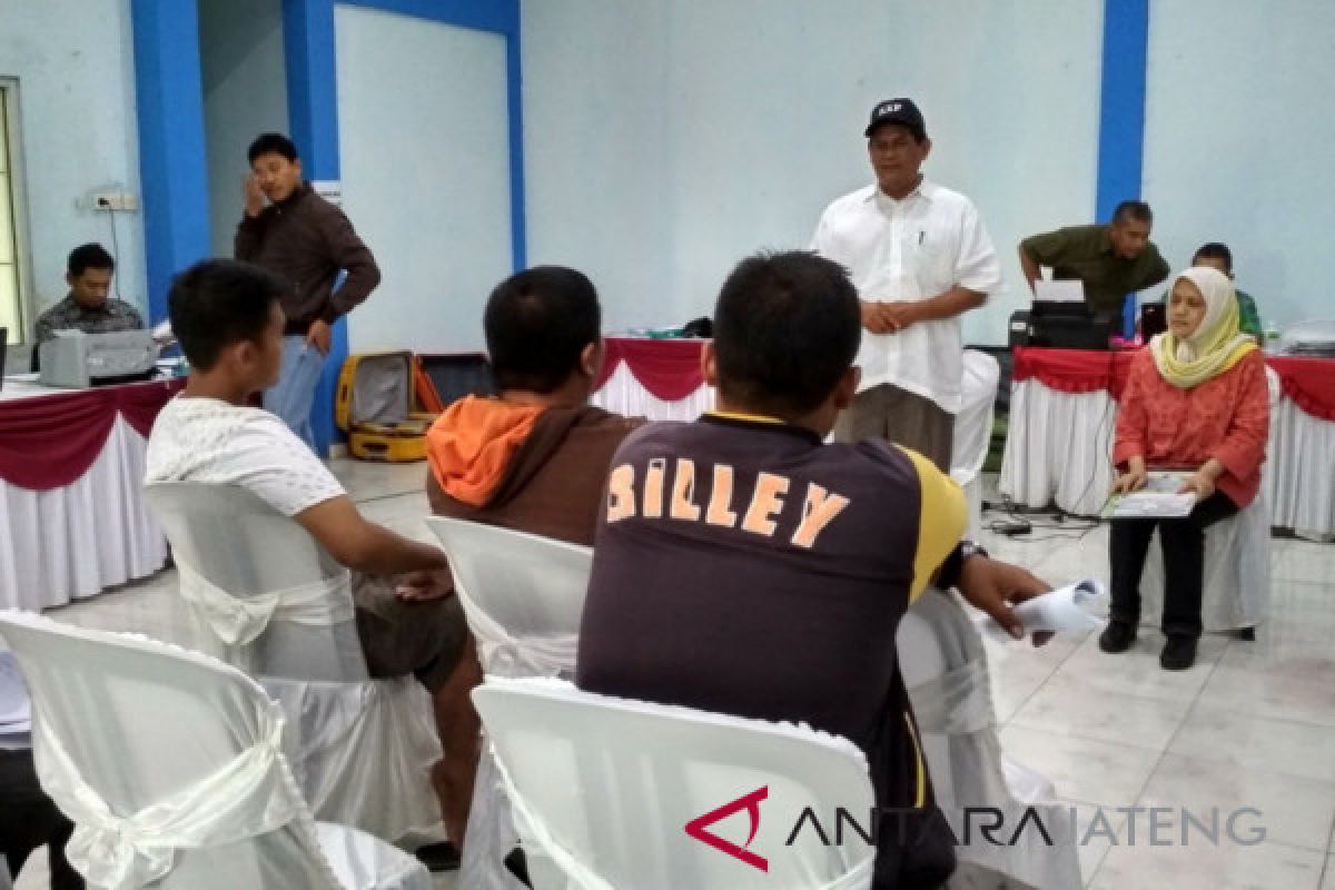 Nelayan Rembang antusias ikuti pendataan kapal